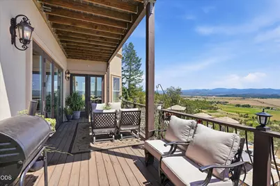 15202 Richards Way, Eagle Point, OR 97524 - Photo 25