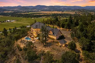 15202 Richards Way, Eagle Point, OR 97524 - Photo 3