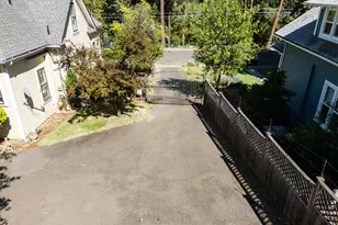 143 Granite St, Ashland, OR 97520 - Photo 41