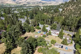 143 Granite St, Ashland, OR 97520 - Photo 53