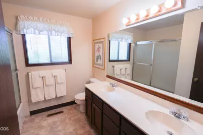 2311 Amaryllis Street, Medford, OR 97504 - Photo 21