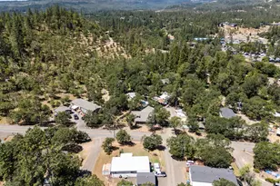 104 Fir St, Shady Cove, OR 97539 - Photo 25