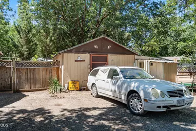 104 Fir Street, Shady Cove, OR 97539 - Photo 9