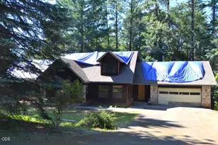 190 Shadow Ln, Grants Pass, OR 97526 - Photo 1