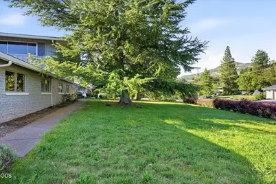 242 Yale Drive, Medford, OR 97504 - Photo 37