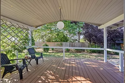 242 Yale Drive, Medford, OR 97504 - Photo 35
