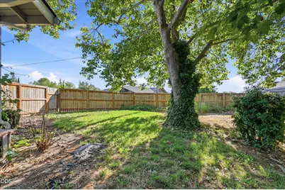 242 Yale Drive, Medford, OR 97504 - Photo 41