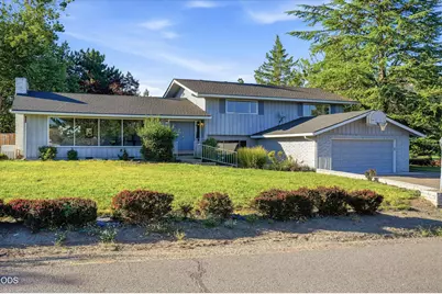 242 Yale Drive, Medford, OR 97504 - Photo 45