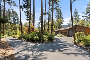 6589 Whispering Pines Ln, Jacksonville, OR 97530 - Photo 53