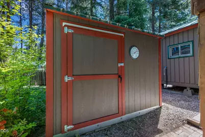 26104 SW Pine Drive, Camp Sherman, OR 97730 - Photo 25