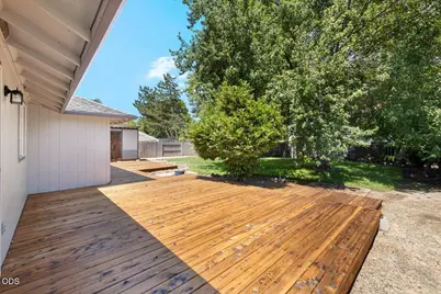1156 Ginger Way, Medford, OR 97501 - Photo 15