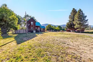 19560 Williams Hwy, Williams, OR 97544 - Photo 3