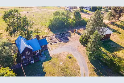 19560 Williams Highway, Williams, OR 97544 - Photo 49