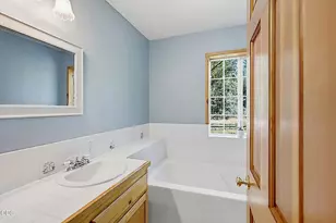 19560 Williams Hwy, Williams, OR 97544 - Photo 15