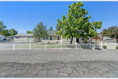 540 E 2nd Street, Merrill, OR 97633 - Photo 3