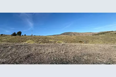 515 Bella Vista Loop, Klamath Falls, OR 97601 - Photo 3