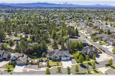63337 Stonewood Drive, Bend, OR 97701 - Photo 47
