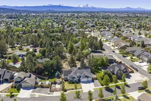63337 Stonewood Dr, Bend, OR 97701 - Photo 47