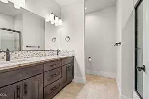 63337 Stonewood Dr, Bend, OR 97701 - Photo 27