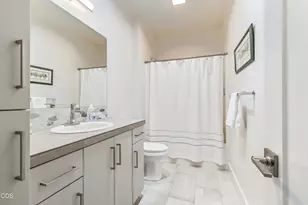 63177 Iner Loop, Bend, OR 97701 - Photo 21