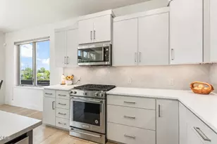 63177 Iner Loop, Bend, OR 97701 - Photo 11