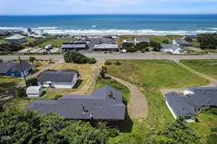 95489 Hwy 101 S, Yachats, OR 97498 - Photo 43