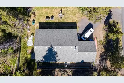 16801 Gross Drive, Bend, OR 97707 - Photo 5