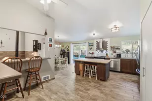 16801 Gross Dr, Bend, OR 97707 - Photo 31