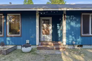 16801 Gross Dr, Bend, OR 97707 - Photo 5