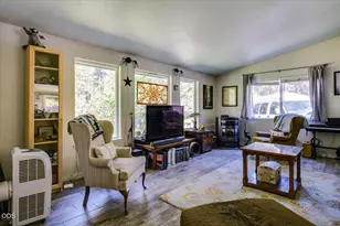 16801 Gross Dr, Bend, OR 97707 - Photo 11