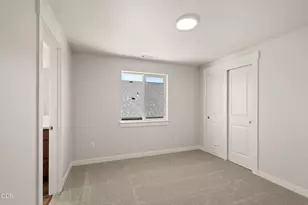 3670 Luchu St, Medford, OR 97504 - Photo 21