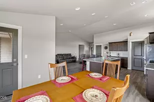 3375 NW Canyon Dr, Redmond, OR 97756 - Photo 17
