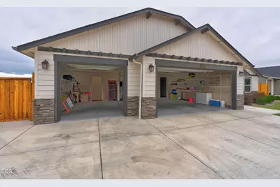 3375 NW Canyon Drive, Redmond, OR 97756 - Photo 37