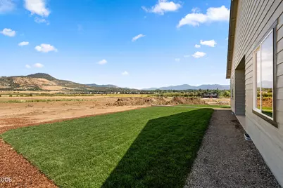 3688 Luchu Street, Medford, OR 97504 - Photo 29