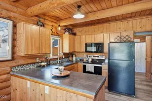 17004 Milky Way, Bend, OR 97707 - Photo 11