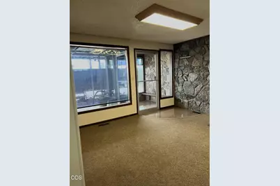 2199 Crest Street, Klamath Falls, OR 97603 - Photo 3