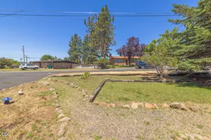 6236 Cherry Way, Klamath Falls, OR 97603 - Photo 5