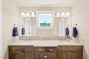 1305 Northwest Criterion Lane, Bend, OR 97703 - Photo 21