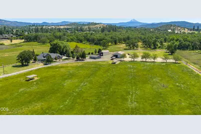 163 Hidden Valley Drive, Eagle Point, OR 97524 - Photo 49