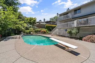 1031 Kristen Dr, Medford, OR 97504 - Photo 45