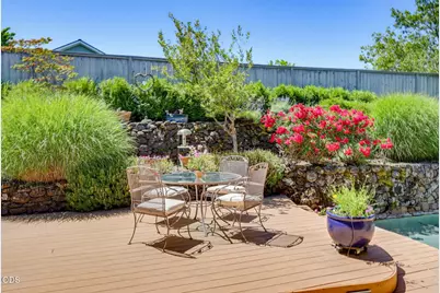 635 Seventh Fairway Drive, Medford, OR 97504 - Photo 5