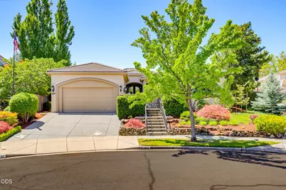 635 Seventh Fairway Drive, Medford, OR 97504 - Photo 1