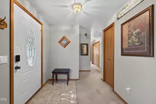 854 SW 23rd Ct, Redmond, OR 97756 - Photo 17