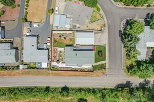 845 Sea St, Sutherlin, OR 97479 - Photo 33