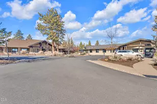61094 SE Sydney Harbor Dr, Bend, OR 97702 - Photo 39