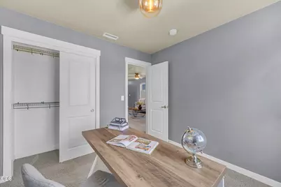 61094 SE Sydney Harbor Drive, Bend, OR 97702 - Photo 25