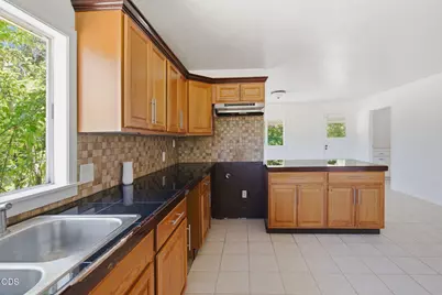 925 Meadow View Drive, Williams, OR 97544 - Photo 19