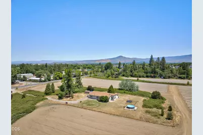 2991 W Main Street, Medford, OR 97501 - Photo 1