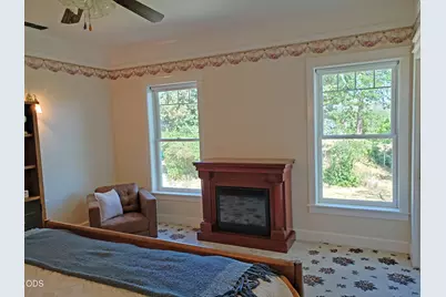 127 4th Avenue, Gold Hill, OR 97525 - Photo 29