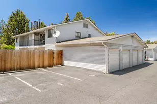 1630 SE Tempest Dr, Bend, OR 97702 - Photo 5